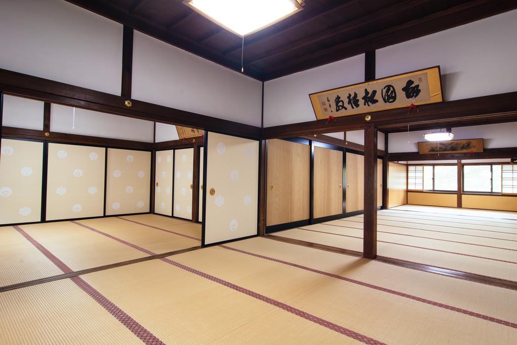 高野山 宿坊 熊谷寺 -Koyasan Shukubo Kumagaiji- Γουακαγιάμα Εξωτερικό φωτογραφία