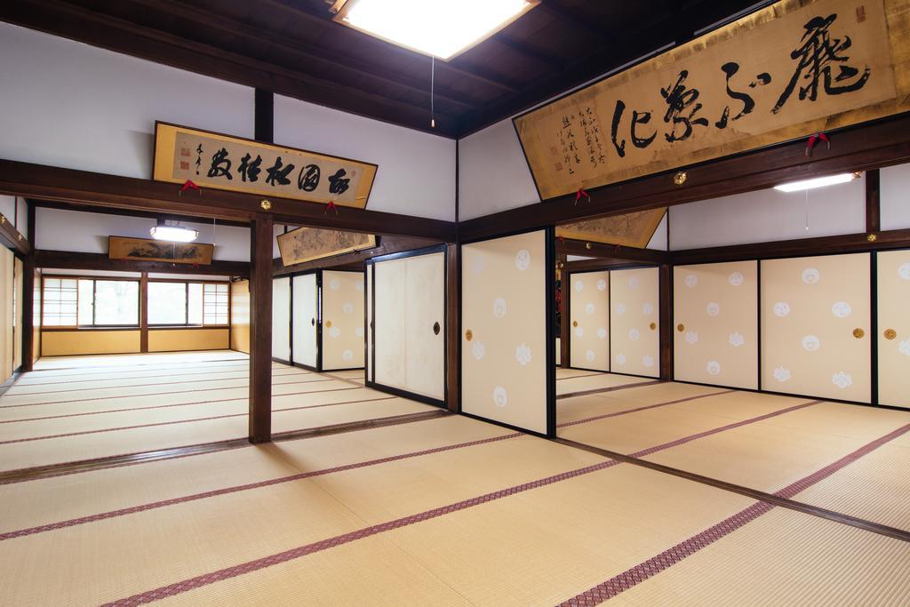 高野山 宿坊 熊谷寺 -Koyasan Shukubo Kumagaiji- Γουακαγιάμα Εξωτερικό φωτογραφία